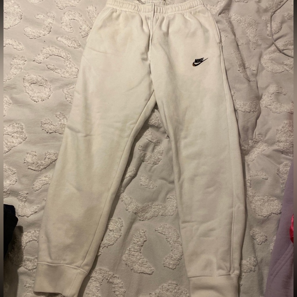 White Nike sweatpants